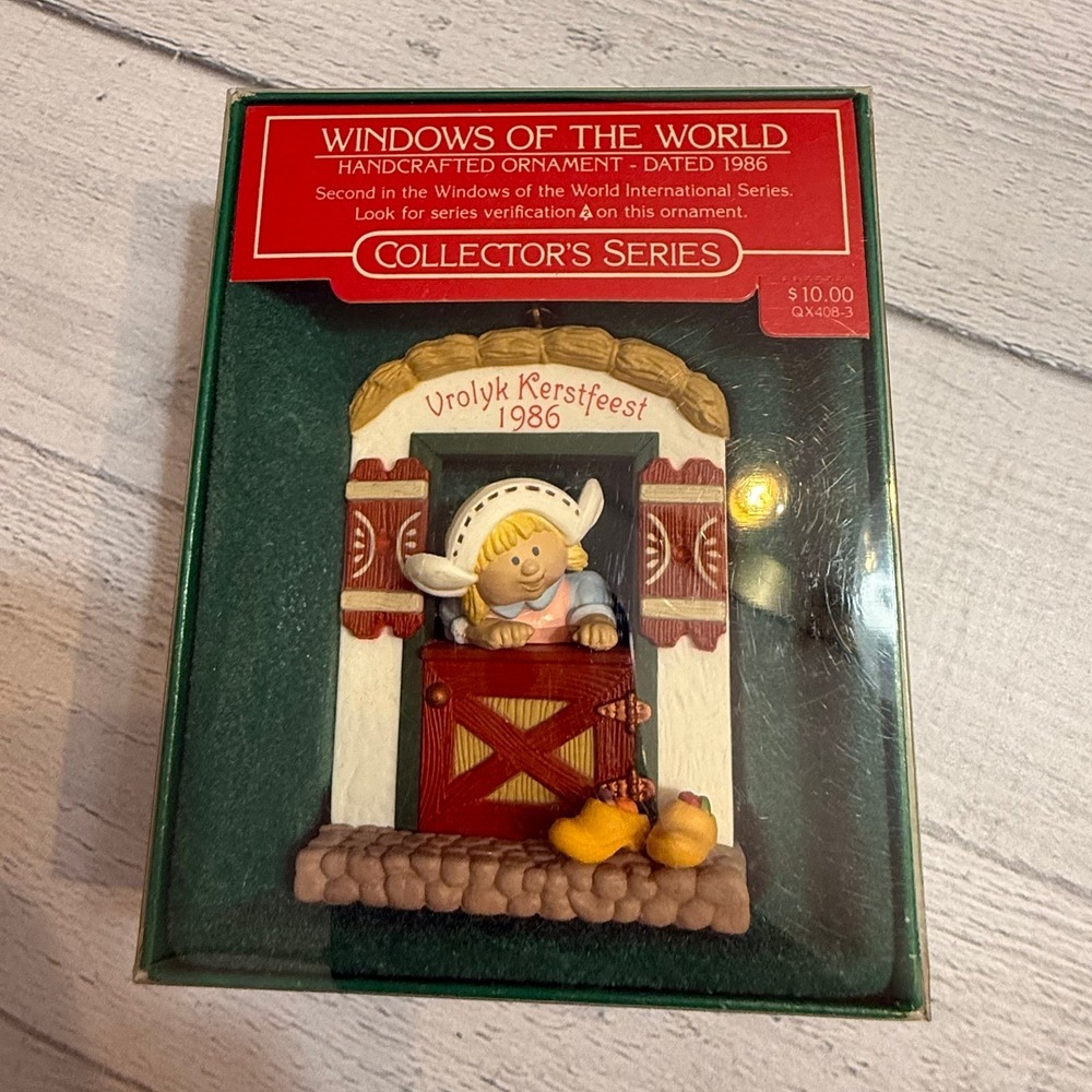 Hallmark "Holland" Windows of The World Ornament 1986